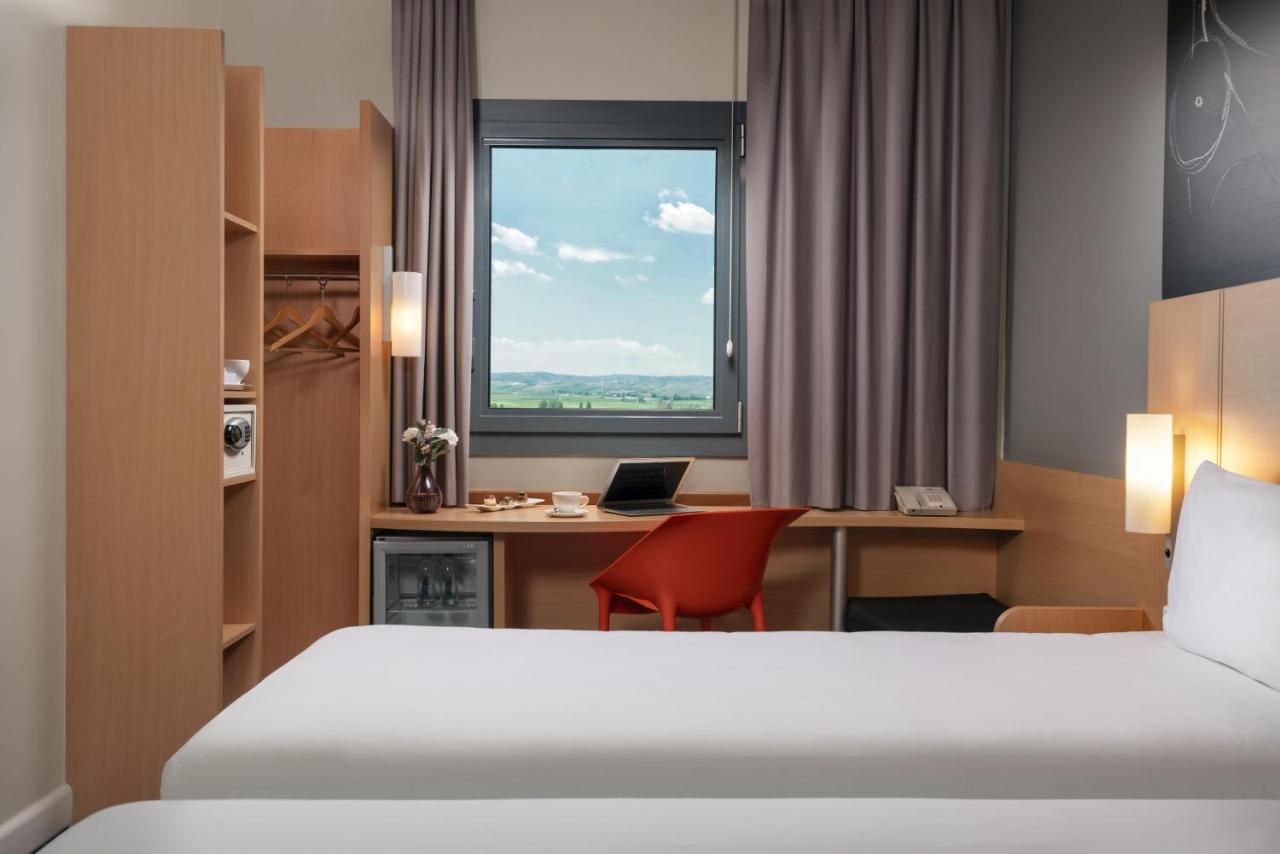 Ibis Airport Otel 3*